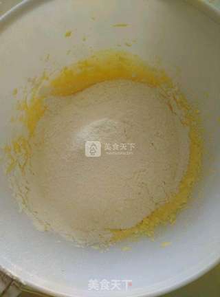 蛋黄小小酥的做法步骤:5