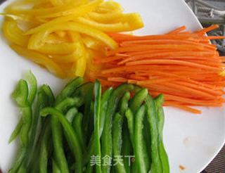 麻辣鱿鱼卷的做法步骤:6