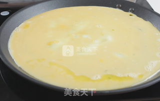 3种家常紫菜包饭(牛肉,金枪鱼,蛋卷)的做法步骤:5