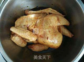 超简单电饭煲烤鸡的做法步骤:2