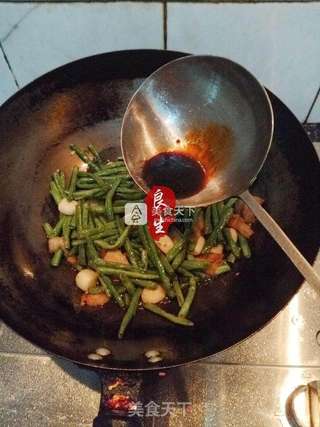 农家小菜—烧汁长豆角的做法步骤:10
