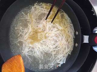 酸汤肥牛的做法步骤:15