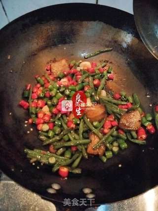 农家小菜—烧汁长豆角的做法步骤:11