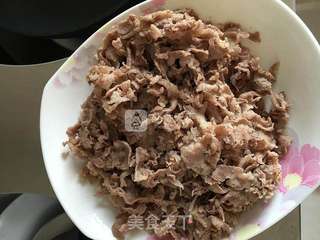 酸汤肥牛的做法步骤:9