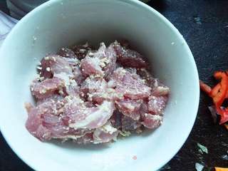 鱼香肉丝的做法步骤:5