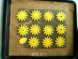 花朵奶油饼干的做法步骤:14