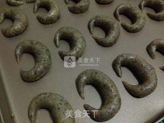 红茶牛角小西饼的做法步骤:14