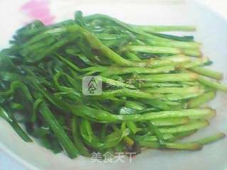 炒锅韭菜的做法步骤:4