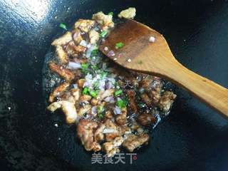 鱼香肉丝的做法步骤:9