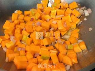 南瓜海鲜浓汤羹的做法步骤:4