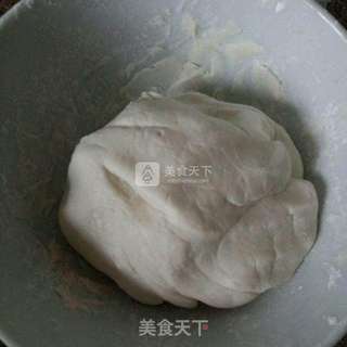 一口一个圆嘟嘟白胖子———芝麻馅糯米糍的做法步骤:2