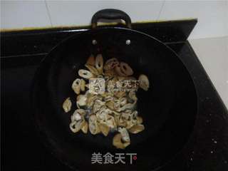 蒜香肥肠的做法步骤:3