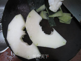 香菇冬瓜肉丸汤的做法步骤:2