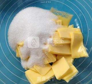 蛋黄椰丝小甜饼的做法步骤:4