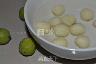 耗油烩鲜莲草菇的做法步骤:3