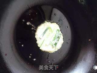 韩式海鲜葱饼的做法步骤：6