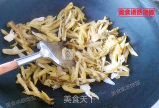 酸菜豆腐鱼的做法步骤:2
