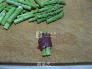 芦笋牛肉卷的做法步骤:8