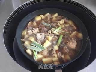 土豆炖鸡肉的做法步骤:13
