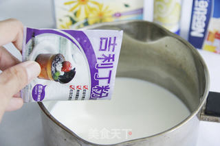 双色抹茶布丁的做法的做法步骤:2