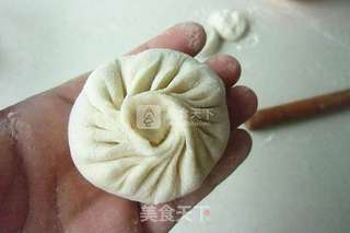 笋丁卤肉包子的做法步骤:6