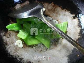 尖椒炒猪肝的做法步骤:8