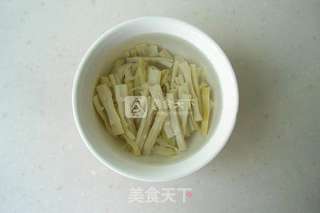 笋丁卤肉包子的做法步骤:2