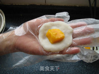 芒果糯米糍的做法步骤:13