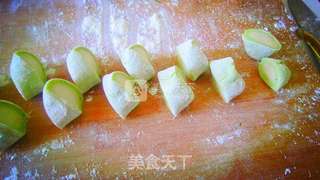 茴香馅翡翠饺子的做法步骤:5