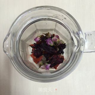 洛神玫瑰花茶的做法步骤:3