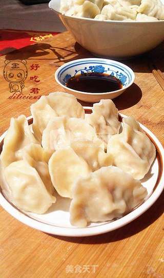 胡萝卜芹菜猪肉水饺的做法步骤:16