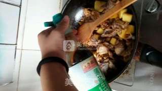 土豆炖鸡骨架的做法步骤:7