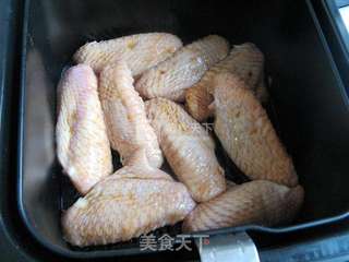 新奥尔良烤鸡翅的做法步骤:5