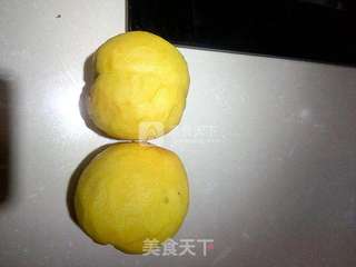 黄桃罐头的做法步骤:2