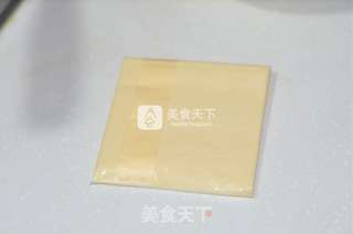 鸡蛋香肠三明治的做法步骤:4