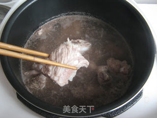 排骨萝卜汤的做法步骤:3
