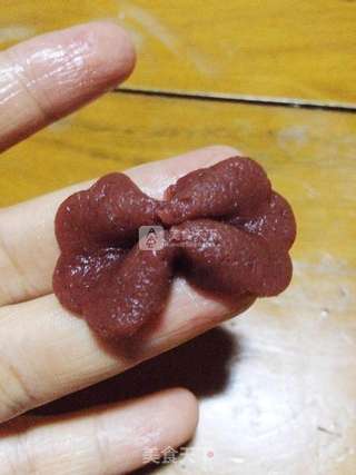 初恋清新的味道——蝴蝶结饼干的做法步骤:11