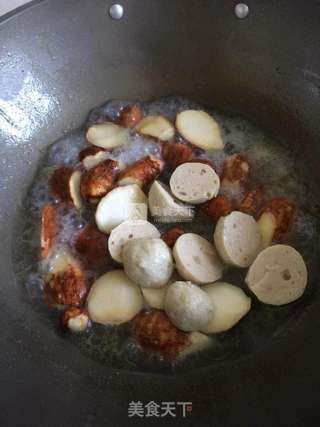 芋头干焖肉丸的做法步骤:3