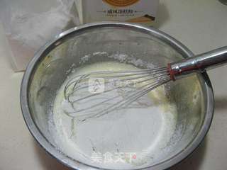 双色戚风蛋糕的做法步骤:2
