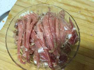 头菜炒肉丝的做法步骤:3