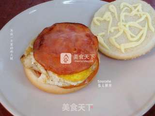 火腿鸡蛋汉堡的做法步骤:6