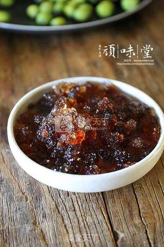 桃胶银耳炖莲子的做法步骤:2