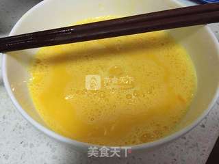 香煎火腿片炒鸡蛋的做法步骤:3