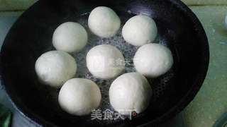 鲜肉生煎包的做法步骤:10
