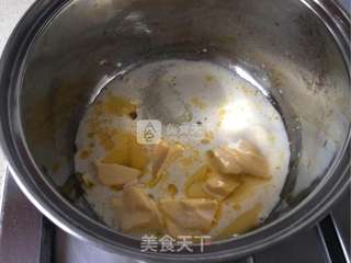 【超软烫面大戚风】的做法步骤：4