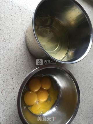 【超软烫面大戚风】的做法步骤:2