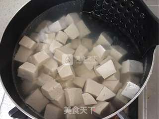 咸蛋黄豆腐的做法步骤:2