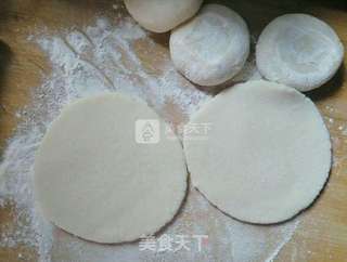 油煎烫面韭菜包的做法步骤:10