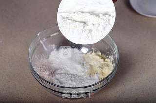 德普烤箱食谱—半岛奶黄月饼 的做法步骤:2