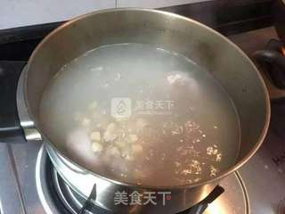 瑶柱浸鸡的做法步骤:2